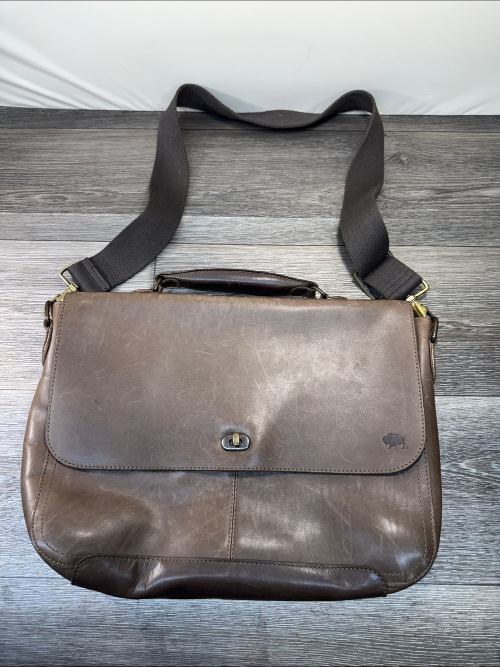 Buffalo Jackson Brown vintage Leather Messenger Bag with Adjustable Strap